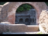 00109 ostia - necropoli della via ostiense (porta romana necropolis) - b12 - colombari gemelli - hinten - gesehen von der via dei sepolcri.jpg